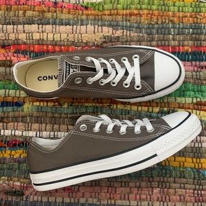 Gray low top Converse